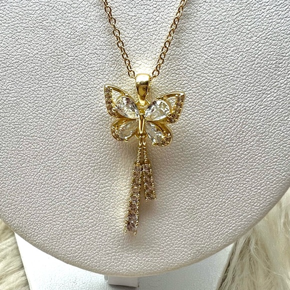 Butterfly Tassel Pendant Necklace 18k Gold Plated - Picture 3 of 7